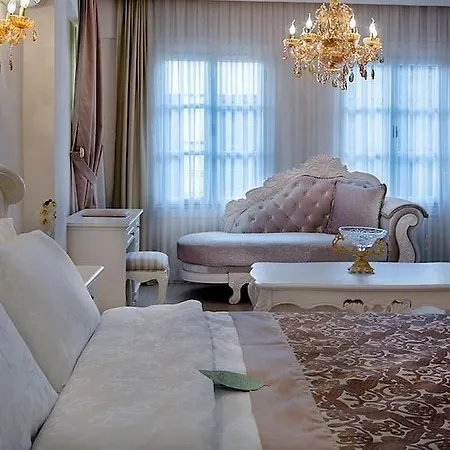 Elegance East 4*