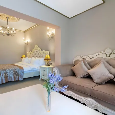 Otel Elegance East