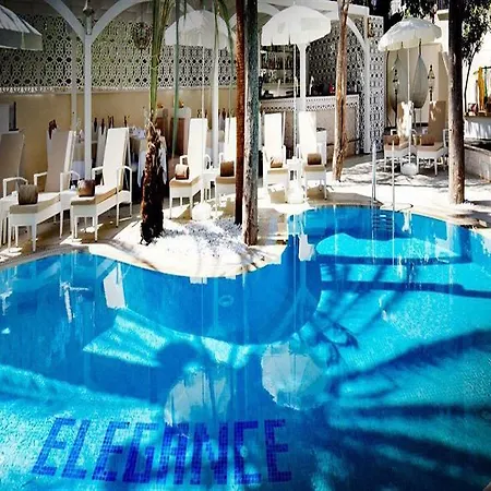 Elegance East Otel